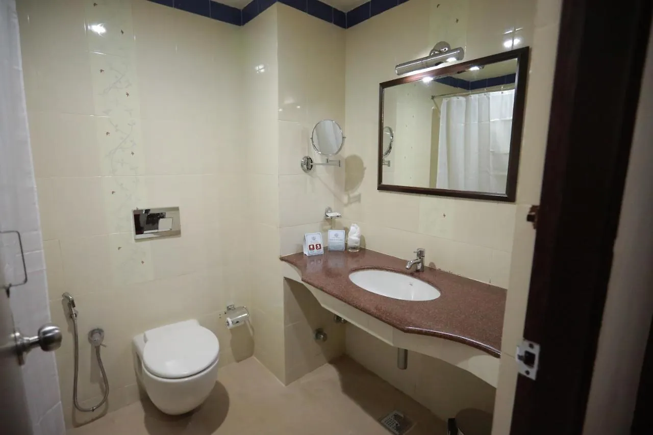 Hotel Peninsula Thrissur