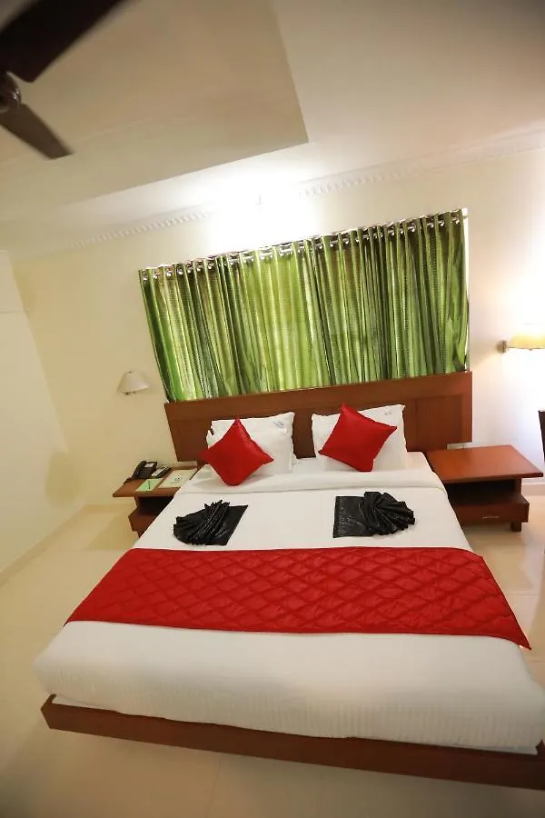 Hotel Peninsula Thrissur