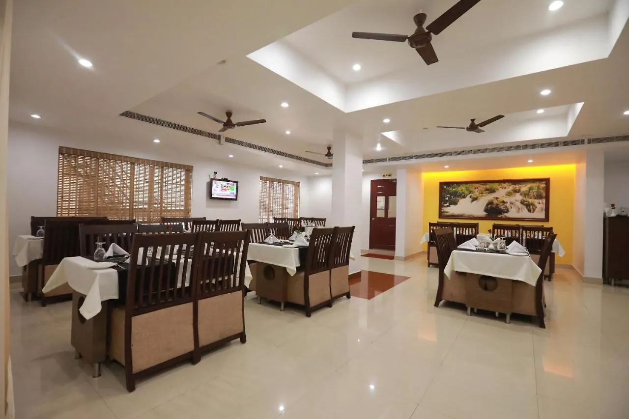 Hotel Peninsula Thrissur Indie